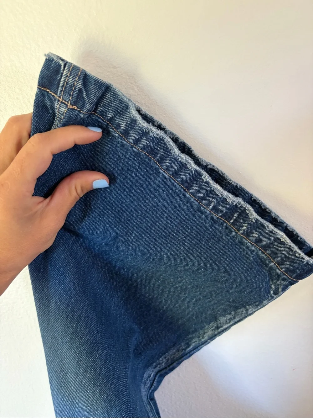 KanCan Medium Wash High Waisted Wide Leg Jeans With Denim Belt Size 26 - Picture 8 of 10